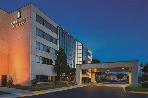 embassy inn and suites|Embassy Suites by Hilton Milwaukee Brookfield .